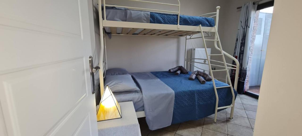'the Seagull' Traditional Apartment *