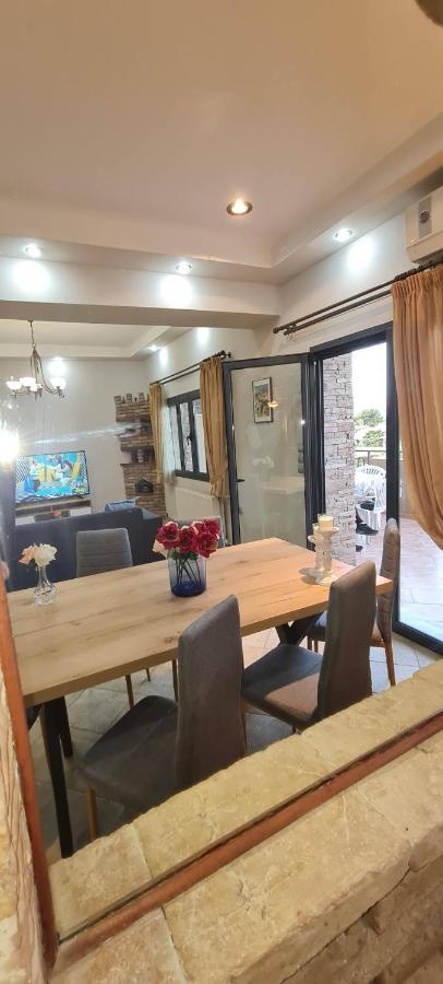 'the Seagull' Traditional Apartment
